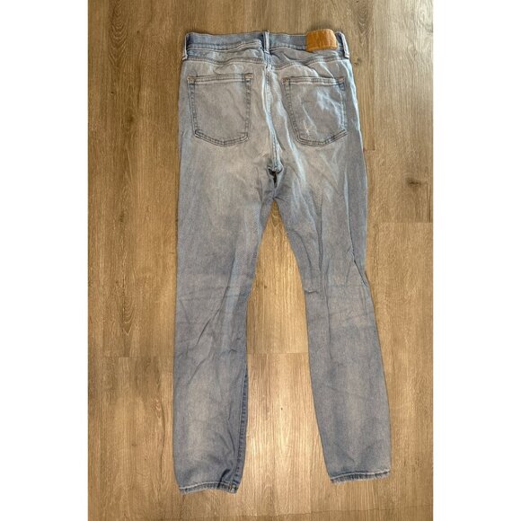 H&M & Denim Jeans Women's Distressed Destroyed Light Blue Denim Size 30/32 - Picture 3 of 14